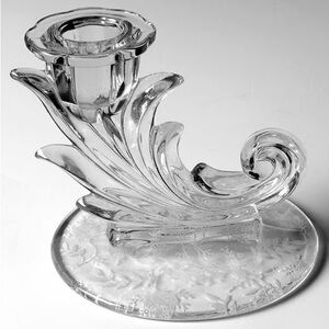 Chintz Artistic Clear Glass Swirl Candle Holder